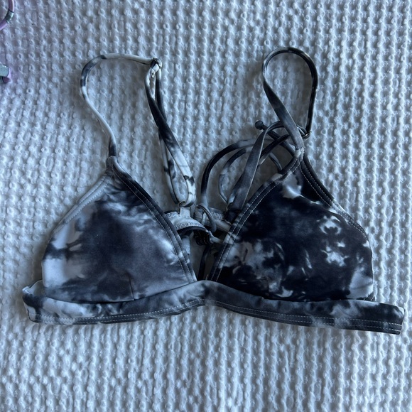 Tilly's Other - Tilly's Black and White Tie-Dye Bikini Top